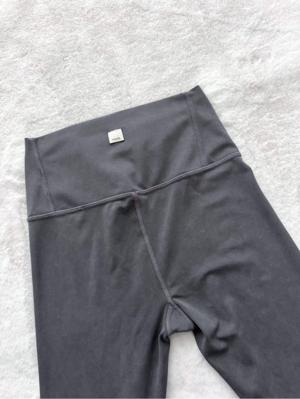 Vuori Washed Studio Legging in Washed Charcoal Gray Women's Performance Leggings - Picture 7 of 11